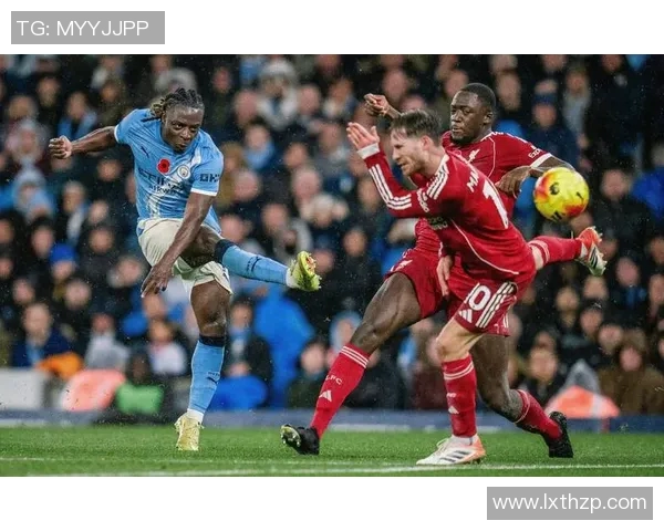 英超积分榜：利物浦领跑曼联位列第二，热刺仅胜两队垫底