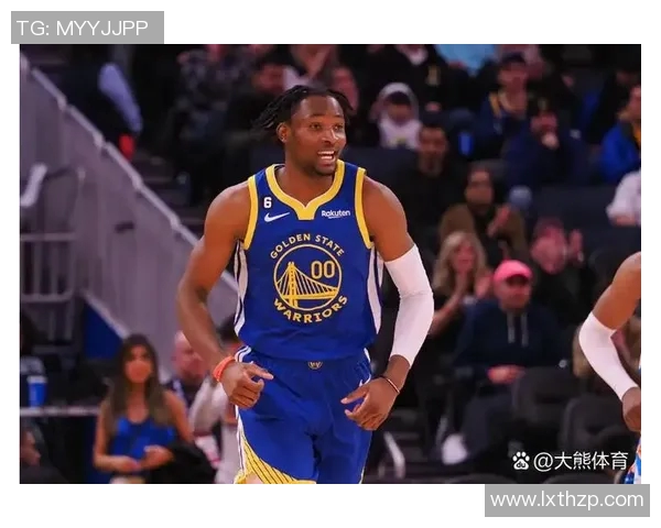 勇士主场大胜火箭，库里32分砍下全场最高