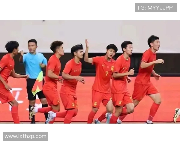 国足U19迎战菲律宾队全力争胜展现青春风采与拼搏精神