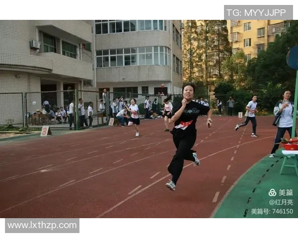 铜仁二中足球比赛精彩直播全程回顾与精彩瞬间分享